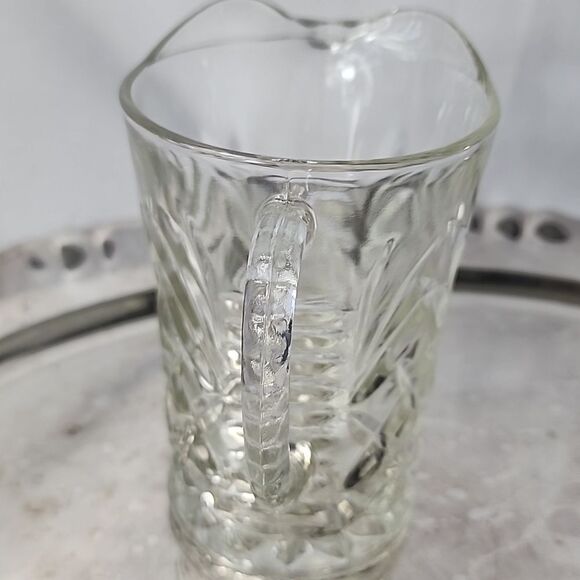 Vintage Pressed Glass Pitcher Creamer Pineapple Pattern - Picture 8 of 11